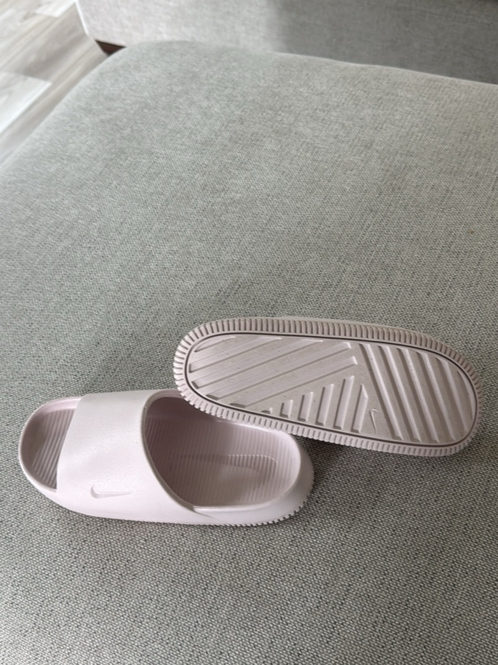 Nike Slide Sandals in Pale Pink